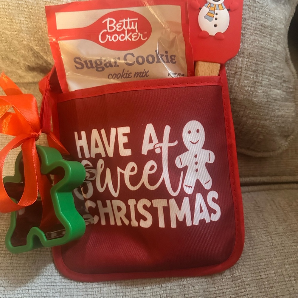 Betty Crocker Red Holiday Cookie Kit